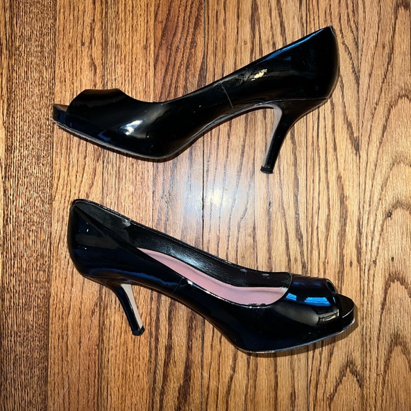 Vince Camuto Black Patent Peep Toe Heels, Size 9 - Picture 2 of 9
